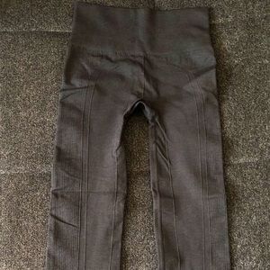 Lulu Lemon Yoga Pants Black